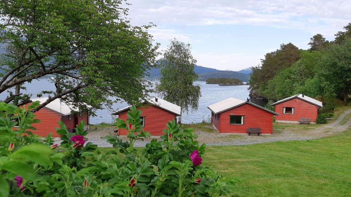 Teigen Leirstad, Eikefjord, Hytter Kvalsvik Buitenkant foto